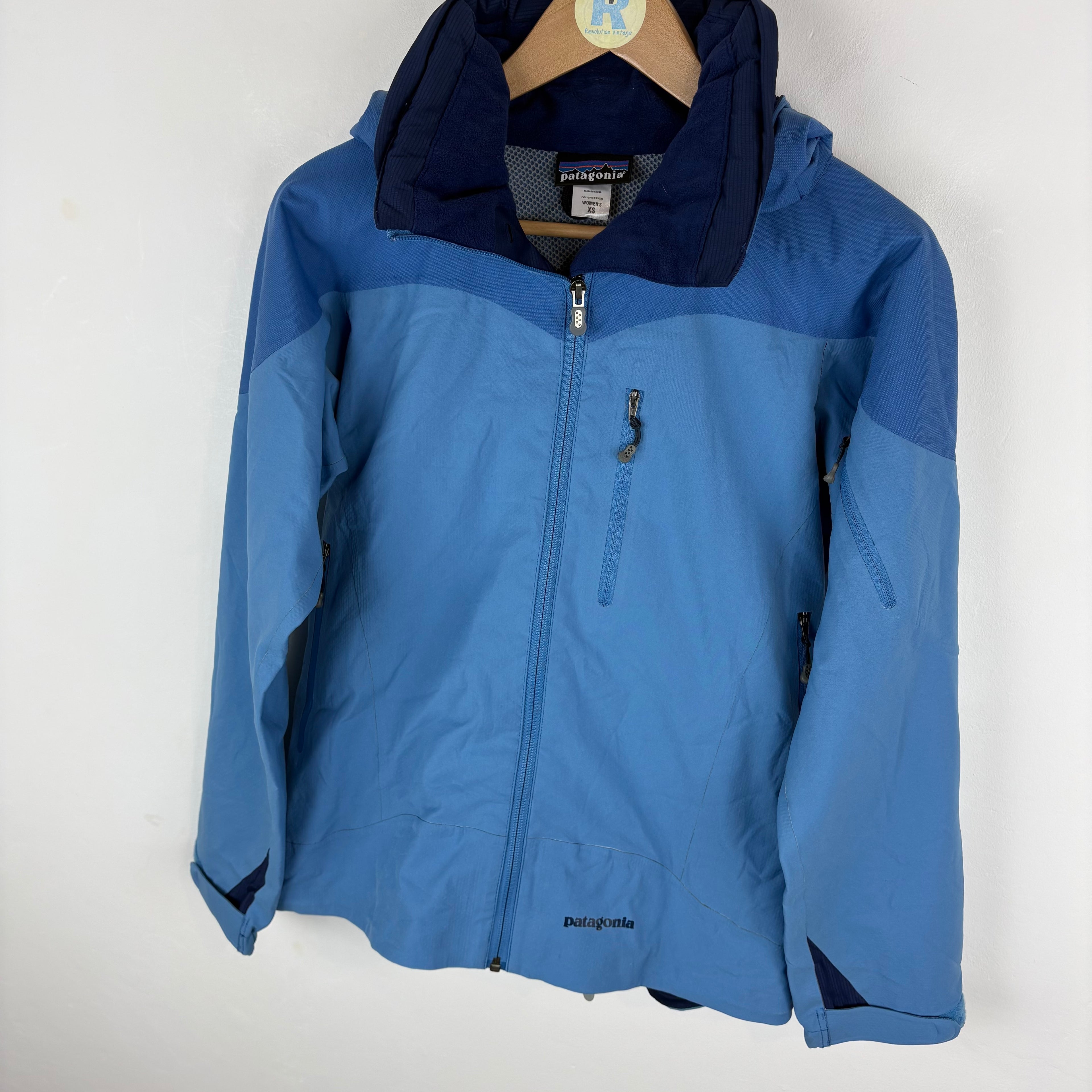 Vintage Patagonia Jacket (Women’s XS)